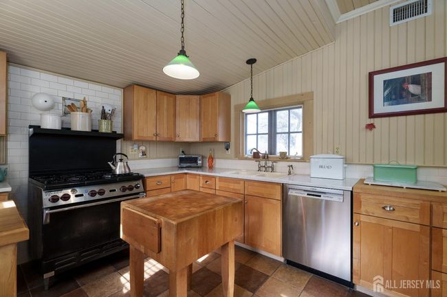 92 Halsey Reed Rd, House other with 4 bedrooms, 2 bathrooms and null parking in Cranbury NJ | Image 18