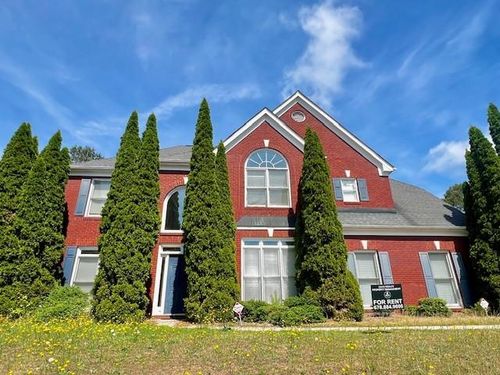 1800 Lee Patrick Dr, Dacula, GA, 30019-2688 | Card Image