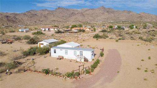 3604 N Bowie Rd, Golden Valley, AZ, 86413-9210 | Card Image