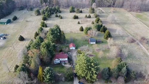 164 Columbiaville Rd, Columbiaville, MI, 48421-9790 | Card Image