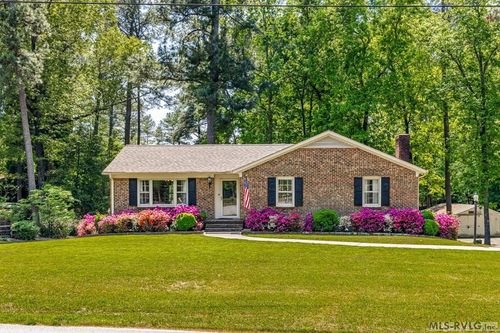 1513 Walnut Dr, Emporia, VA, 23847-2819 | Card Image