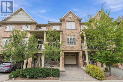 49-181 Plains Road W, Burlington (Bayview), ON, L7T0B1 | Card Image