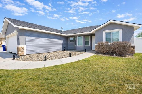 2421 Forge St, Twin Falls, ID, 83301-4780 | Card Image