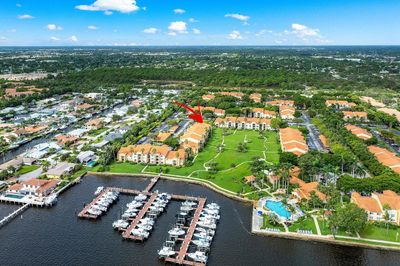 101 - 157 Yacht Club Way, Condo with 2 bedrooms, 1 bathrooms and null parking in Hypoluxo FL | Image 1