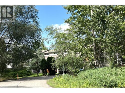 304-1607 43 Ave, Vernon, BC, V1T9R9 | Card Image