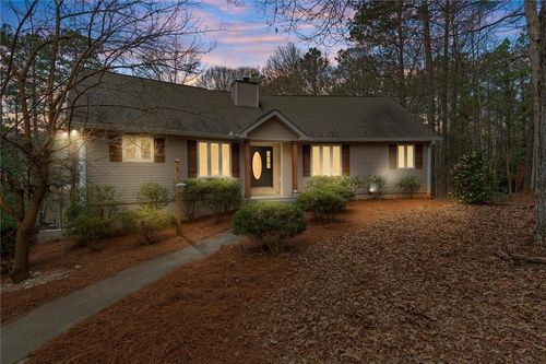 2117 Lakeview Pkwy, Villa Rica, GA, 30180-8075 | Card Image