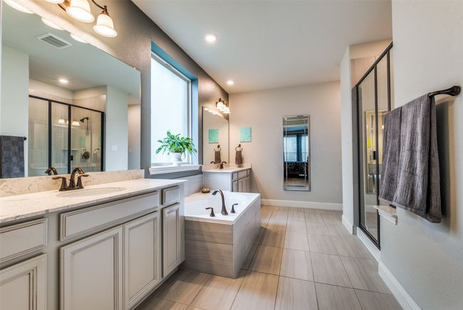 7405 River Park Dr, House other with 5 bedrooms, 4 bathrooms and null parking in Mckinney TX | Image 16