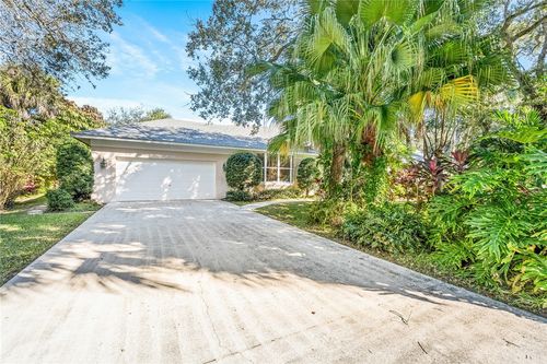 1520 Club Dr, Vero Beach, FL, 32963-2344 | Card Image