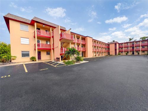 b304-4204 Heron Way, BRADENTON, FL, 34205-5066 | Card Image