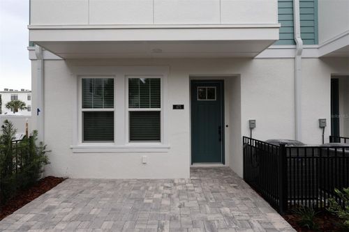 475 31st Way N, St Petersburg, FL, 33713-7675 | Card Image