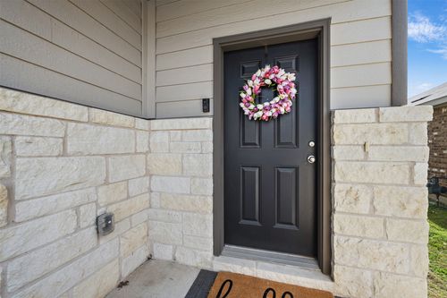 328 Thornless Cir, Buda, TX, 78610-2173 | Card Image