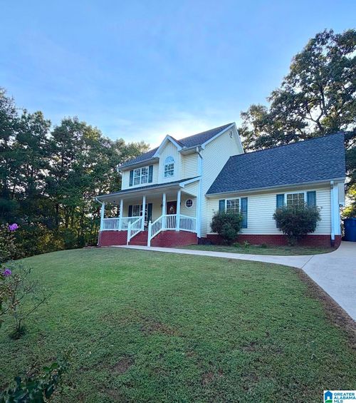 370 Nicole Trl, HAYDEN, AL, 35079-5932 | Card Image