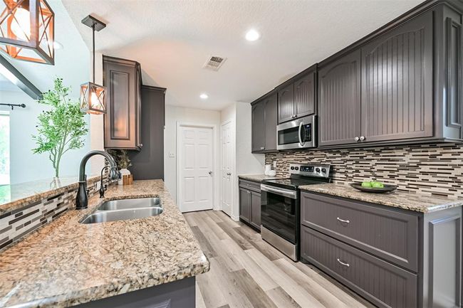 CR879 - 6315 Amie Ln, House other with 3 bedrooms, 2 bathrooms and null parking in Pearland TX | Image 13