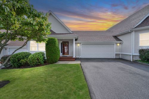 234-234 Summerfield Gdns, Shelton, CT, 06484-6314 | Card Image