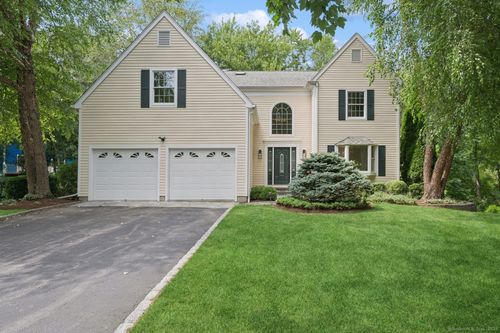 88 Edward Pl, Stamford, CT, 06905-2939 | Card Image