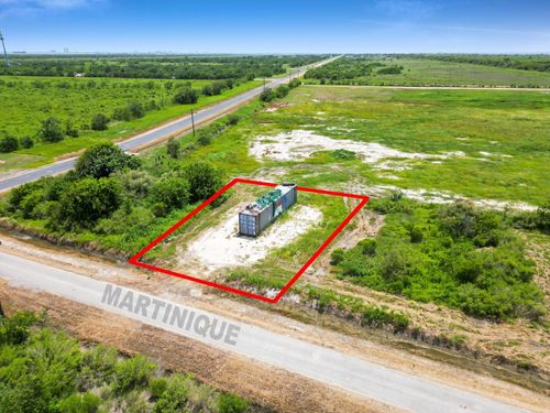 1305 Martinque Ln, Port Bolivar, TX, 77650 | Card Image