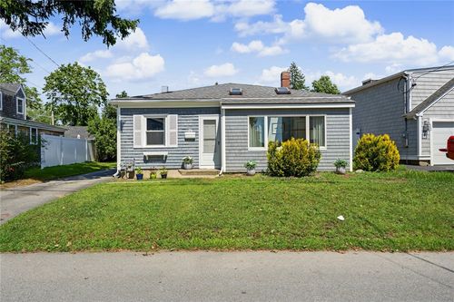 26 Bowden Ave, Barrington, RI, 02806-3152 | Card Image