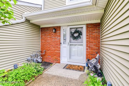 3 Birch Ln, Eatontown, NJ, 07724-3469 | Card Image