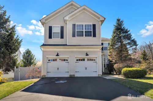 56 Berkshire Way, East Brunswick, NJ, 08816-5286 | Card Image