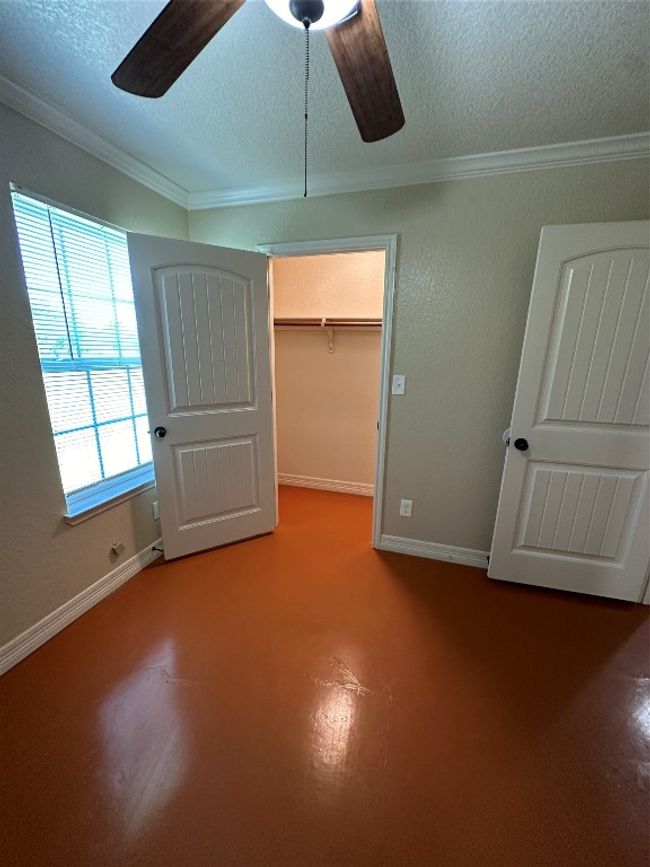 803 Leifester Cir, Home with 3 bedrooms, 2 bathrooms and 2 parking in Killeen TX | Image 8