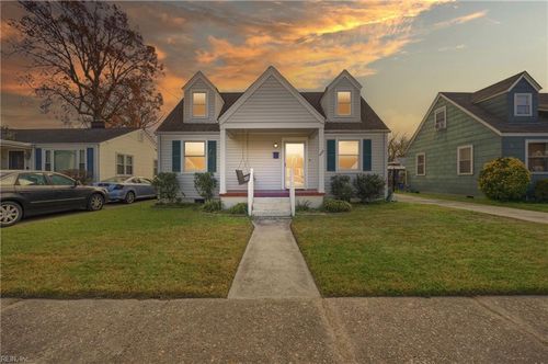806 Wright Ave, Chesapeake, VA, 23324-2032 | Card Image