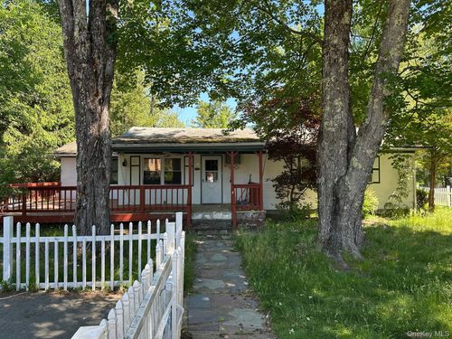 11 Richards Ave, Monticello, NY, 12701-4404 | Card Image