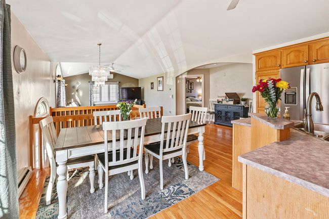 371 Memphremagog Vw, House other with 4 bedrooms, 3 bathrooms and null parking in Newport VT | Image 21