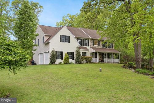 210 Hollowbush Ln, Perkiomenville, PA, 18074-9480 | Card Image