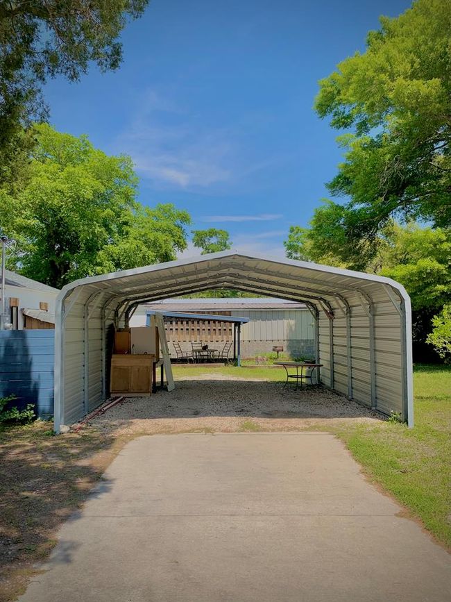 302 Nw 9th St, House other with 2 bedrooms, 1 bathrooms and 4 parking in Carrabelle FL | Image 36