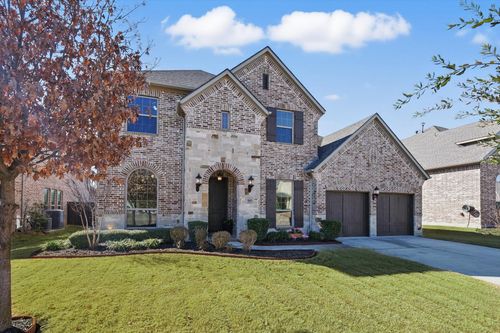 907 Highpoint Way, Roanoke, TX, 76262-1289 | Card Image