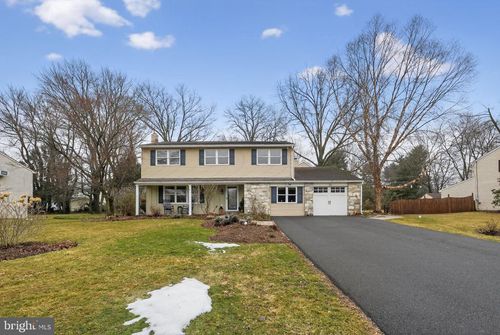 1440 Cathys Ln, NORTH WALES, PA, 19454-2202 | Card Image