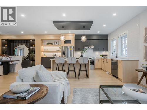 3-4829 48 Ave, Delta, BC, V4K1V2 | Card Image