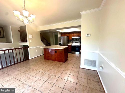 6458 Autumn Glen Ct, Alexandria, VA, 22312-1440 | Card Image