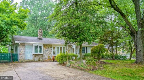 2313 Branch Pike, CINNAMINSON, NJ, 08077-3247 | Card Image