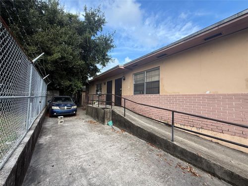 13425 Nw 31st Ave, Opa-Locka, FL, 33054-4815 | Card Image