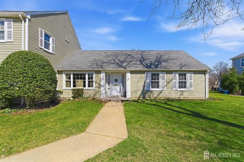 25 Rossmoor Dr, Monroe, NJ, 08831 | Card Image