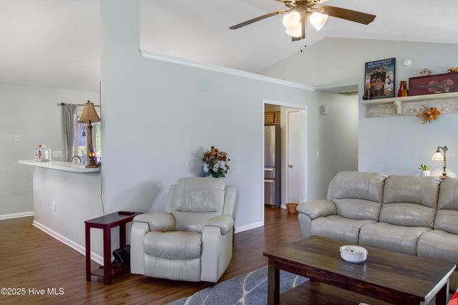 121 Lawndale Ln, House other with 3 bedrooms, 2 bathrooms and 2 parking in Sneads Ferry NC | Image 13
