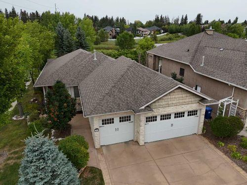 35 Weddell Cres, Red Deer, AB, T4N7E7 | Card Image