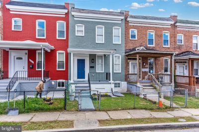 2805 Waldorf Avenue, Townhouse with 3 bedrooms, 3 bathrooms and null parking in BALTIMORE MD | Image 2