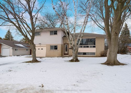 1080 Hudson Dr, Kingston, ON, K7M5L1 | Card Image