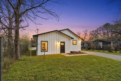 2429 Cliffdale St, Houston, TX, 77091-3015 | Card Image