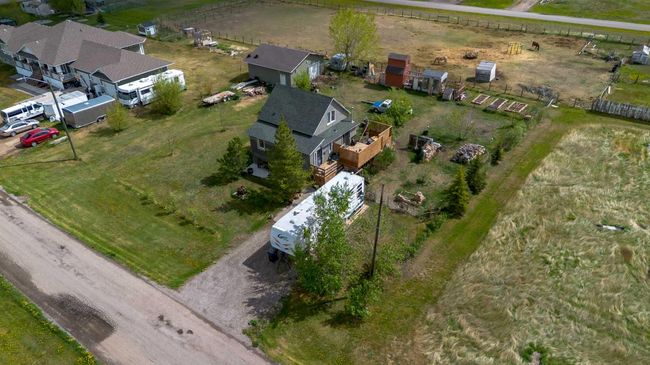 126 3 St, House other with 5 bedrooms, 2 bathrooms and 4 parking in Stirling AB | Image 32