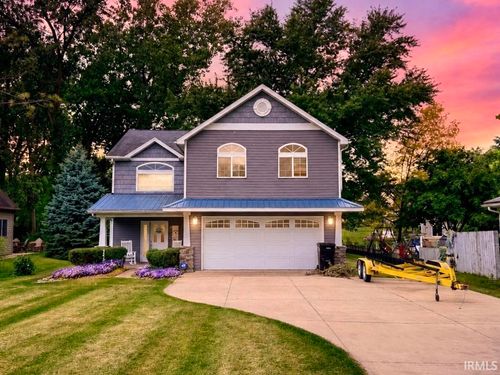 11357 N Memorial Pkwy, Cromwell, IN, 46732-9696 | Card Image