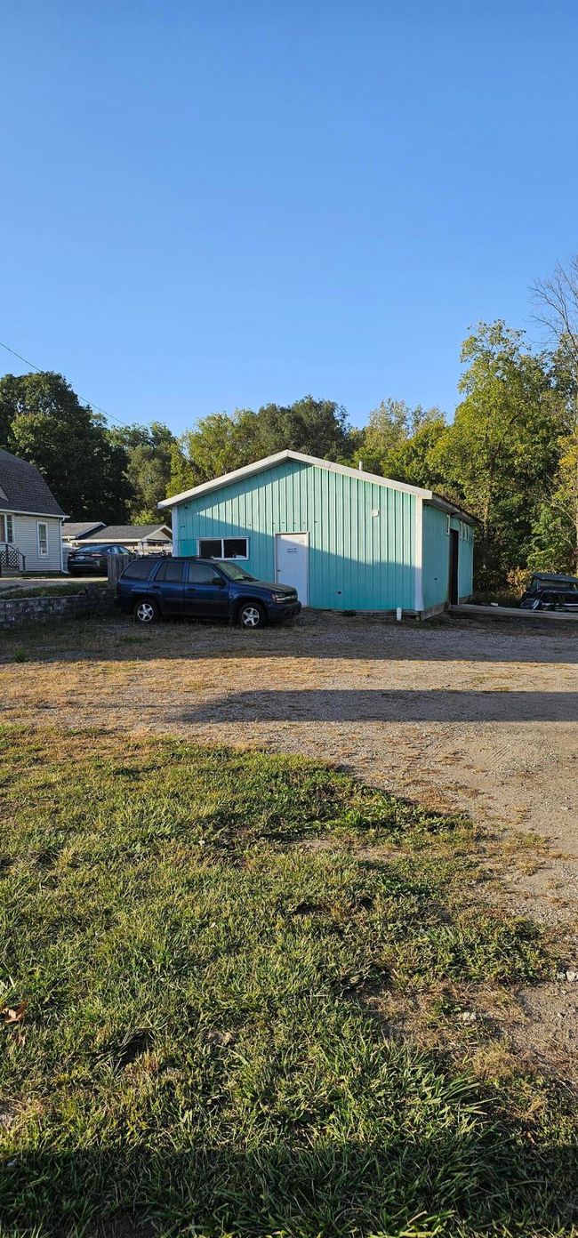 305 E Michigan Ave, Home with 0 bedrooms, 1 bathrooms and null parking in Augusta MI | Image 10