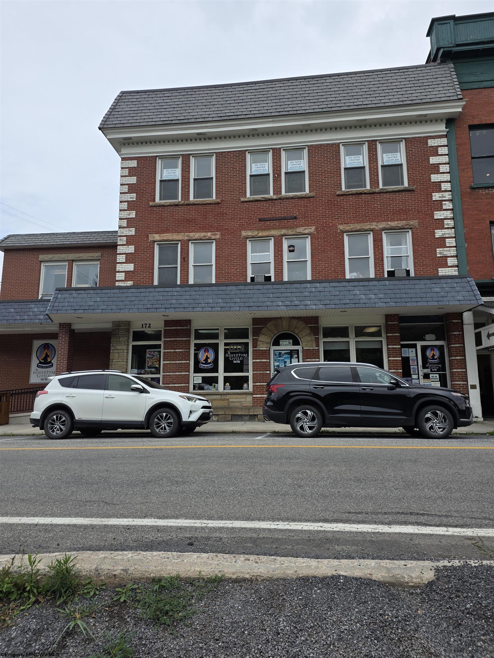 Commercial Sale in Thomas 3