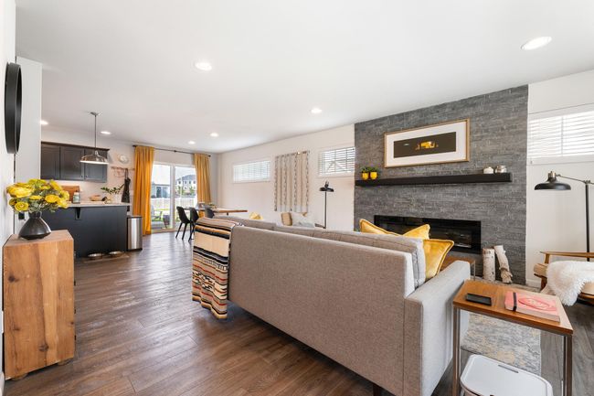 1213 Twisted Branch Way, House other with 3 bedrooms, 3 bathrooms and null parking in Sun Prairie WI | Image 10