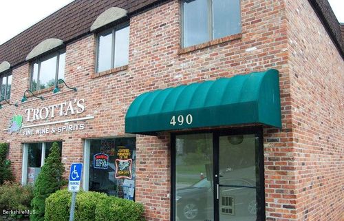 490 Main St, Great Barrington, MA, 01230-2141 | Card Image