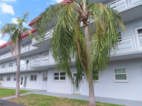 unit-a205-5660 80th St N, ST PETERSBURG, FL, 33709-5892 | Card Image