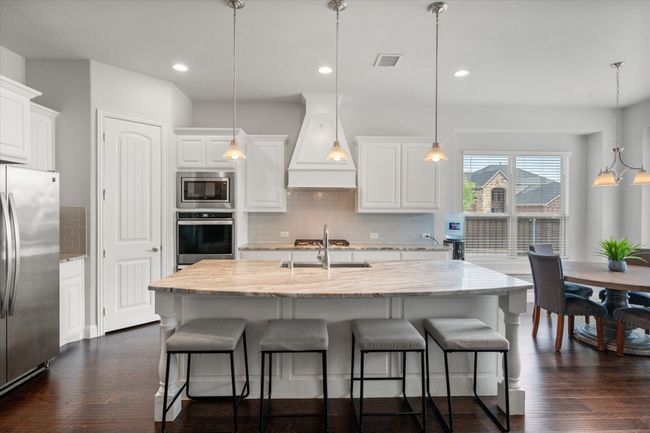 2705 Avondale Dr, House other with 5 bedrooms, 4 bathrooms and null parking in Mansfield TX | Image 22