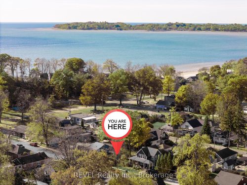 405 Oxford Ave, Fort Erie, ON, L0S1N0 | Card Image